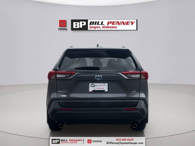 Used 2024 Toyota RAV4 LE image 4