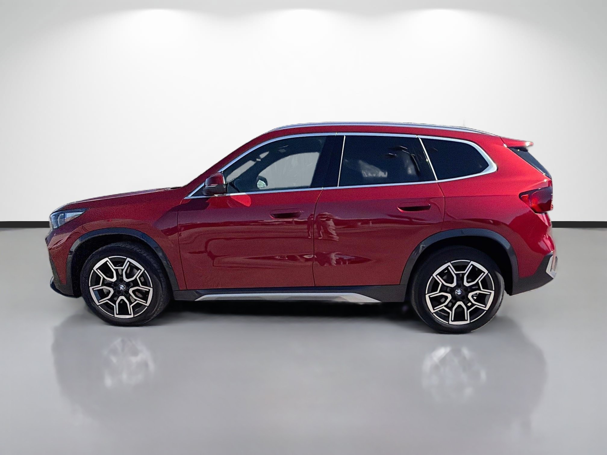 Used 2026 BMW X1 xDrive28i AWD/4WD image 6