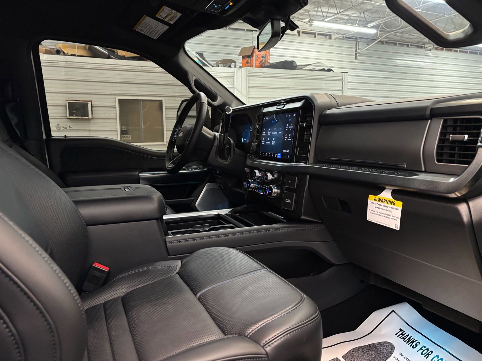 Used 2025 Ford F450 Platinum image 25