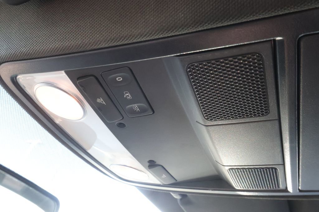 Used 2013 Volkswagen Jetta GLI image 26