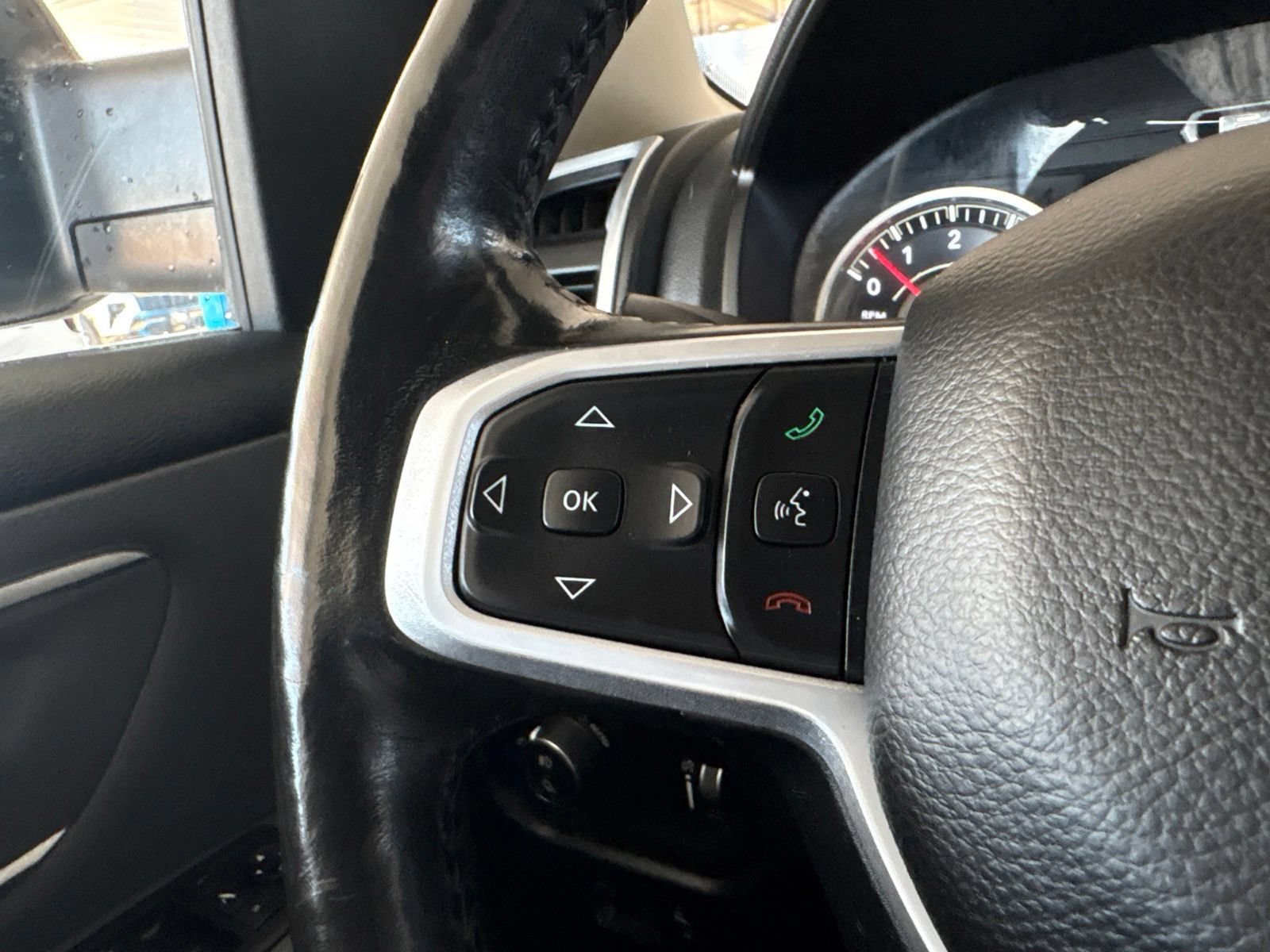 Used 2020 RAM 1500 Big Horn AWD/4WD image 26