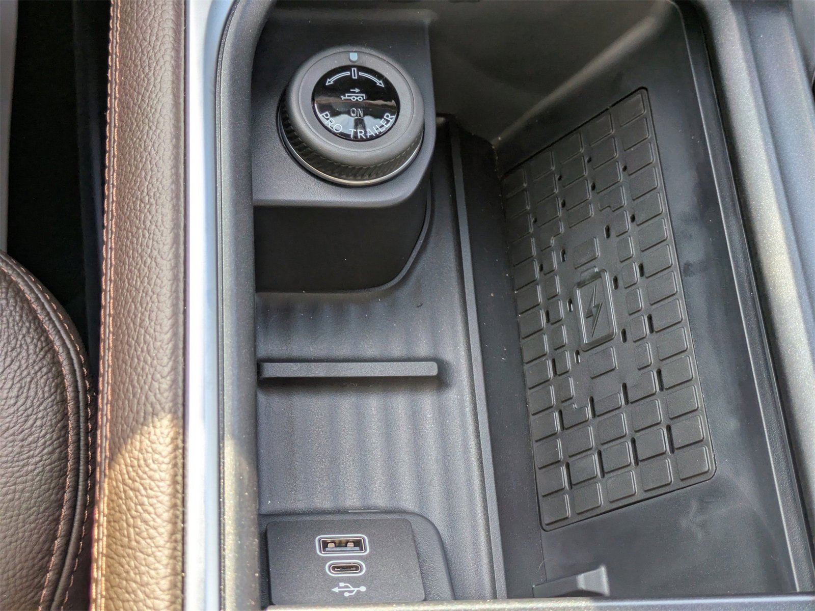 New 2025 Ford Expedition King Ranch image 26