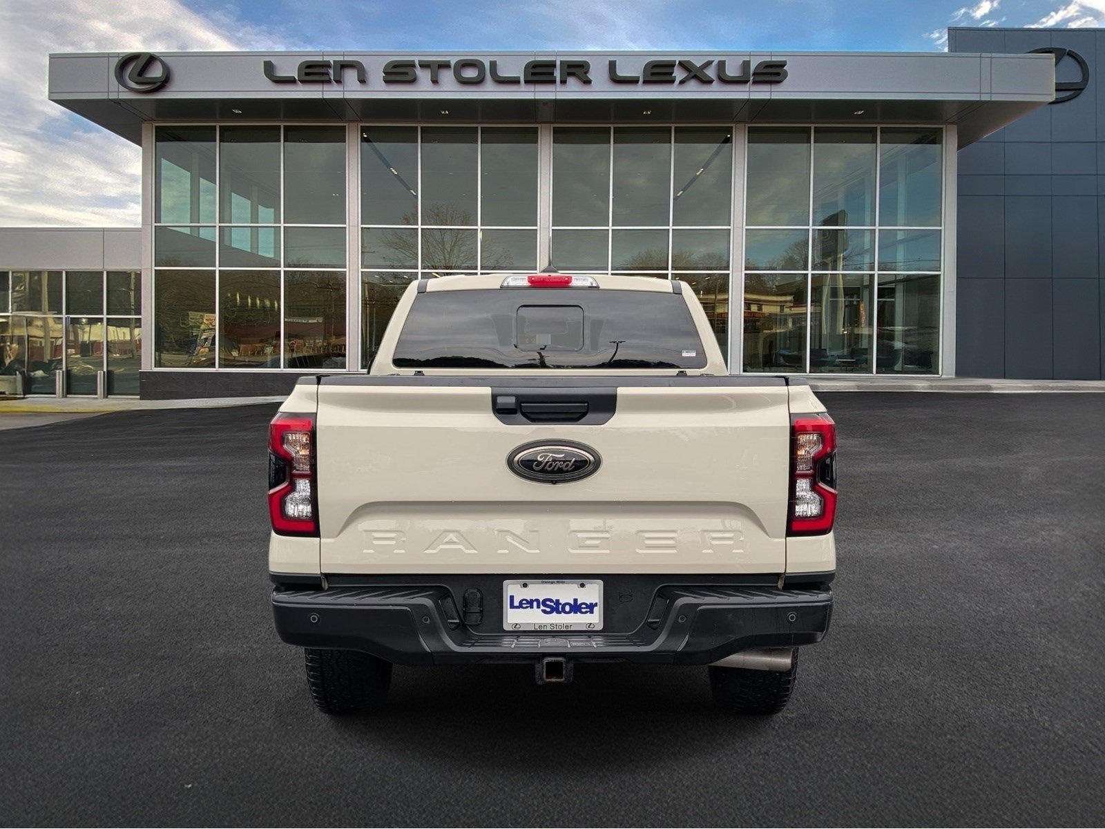 Used 2025 Ford Ranger Lariat w/ FX4 Off-Road Package AWD/4WD image 4