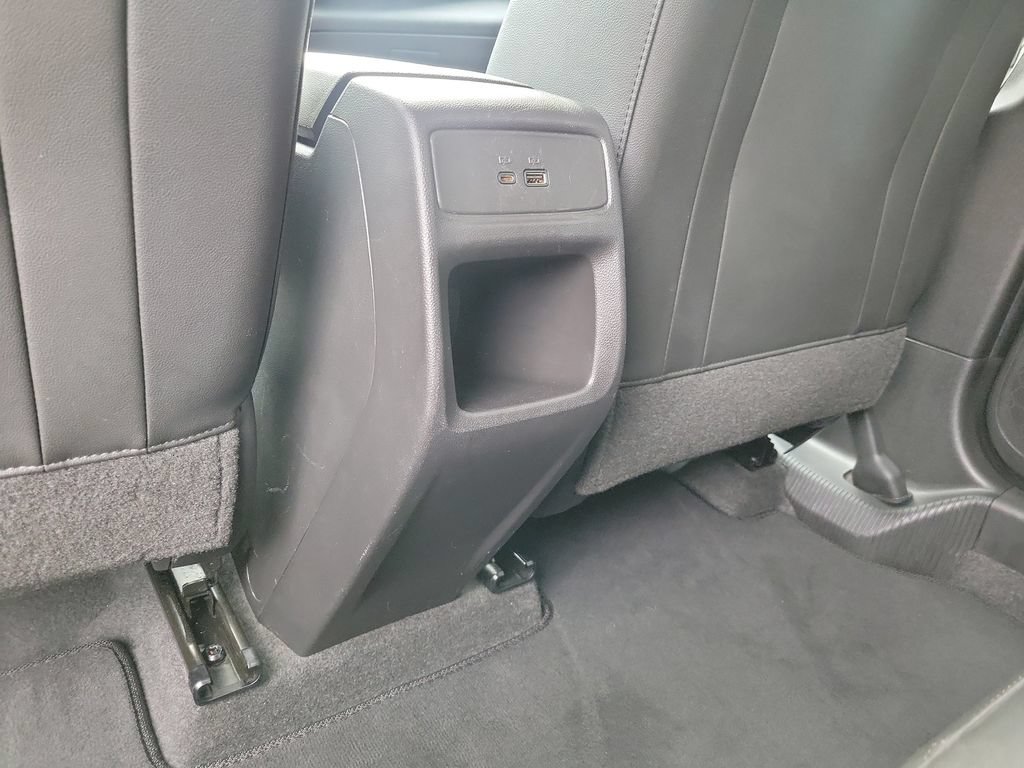 Used 2025 Chevrolet Trax LT FWD image 15