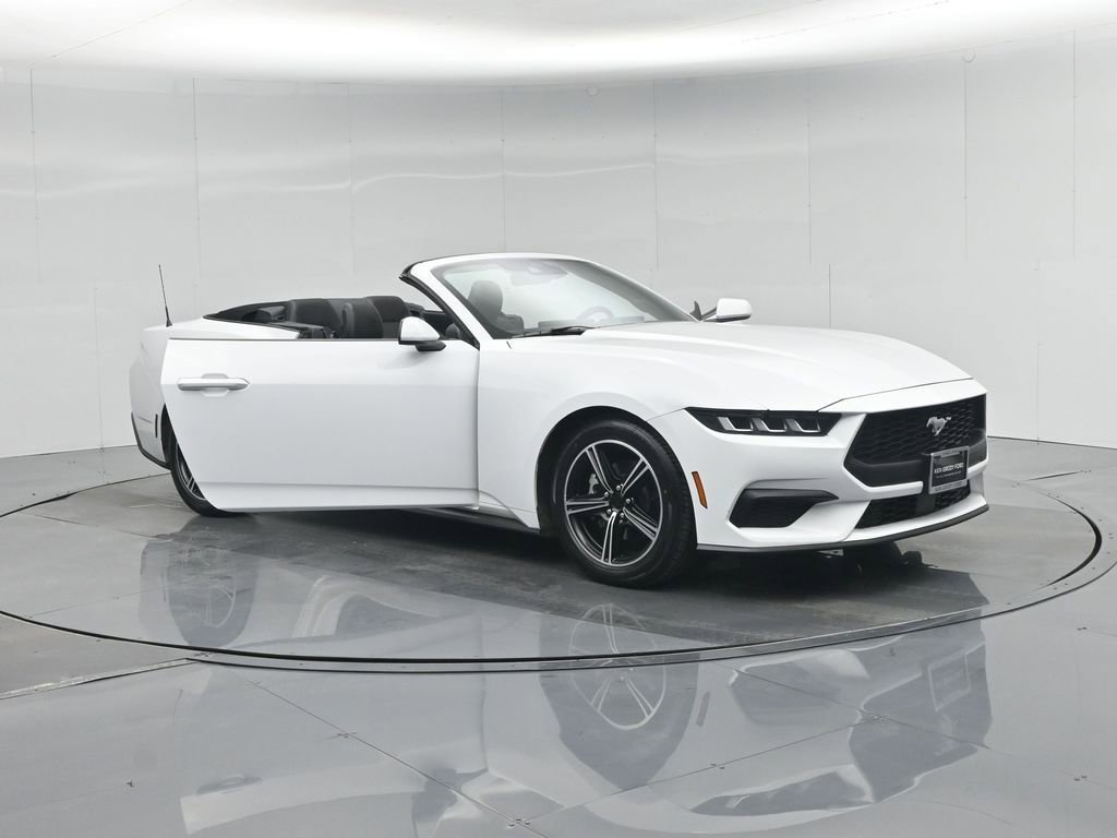 Used 2024 Ford Mustang EcoBoost image 33