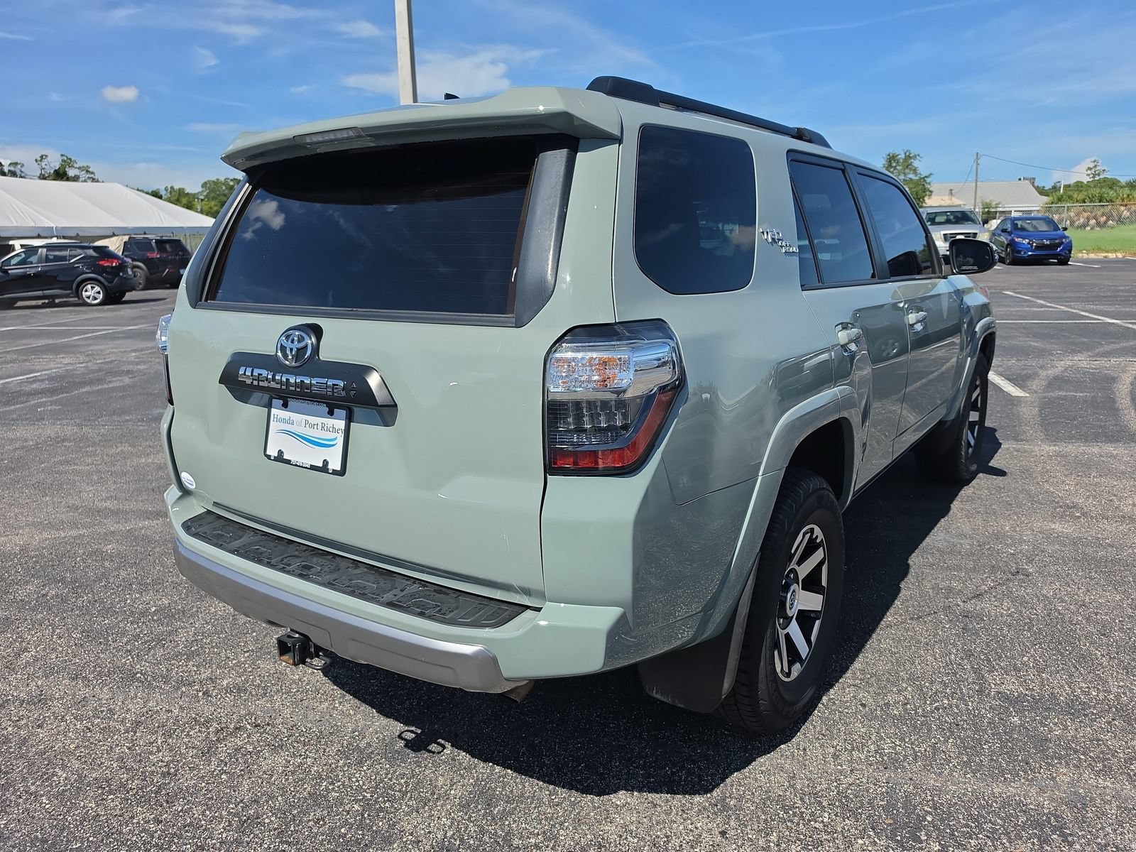 Used 2023 Toyota 4Runner TRD Off-Road Premium w/ Moonroof Package AWD/4WD image 4
