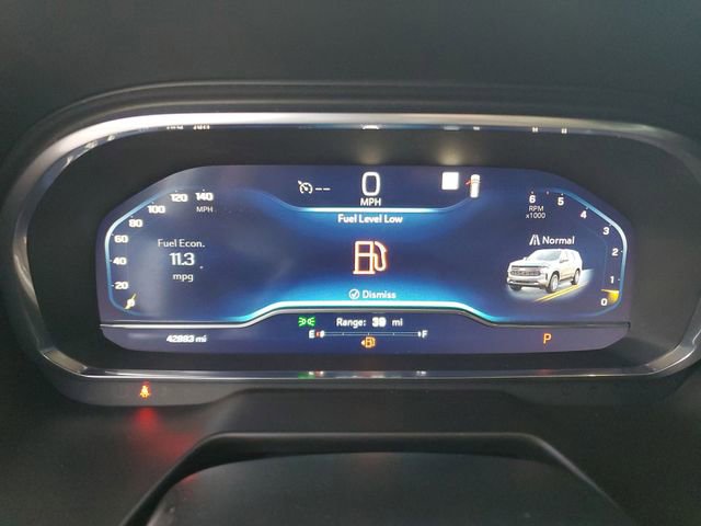 Used 2022 Chevrolet Suburban RST w/ Luxury Package image 16