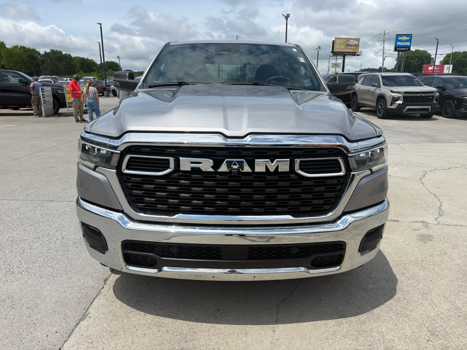 Used 2025 RAM 1500 Big Horn AWD/4WD image 3