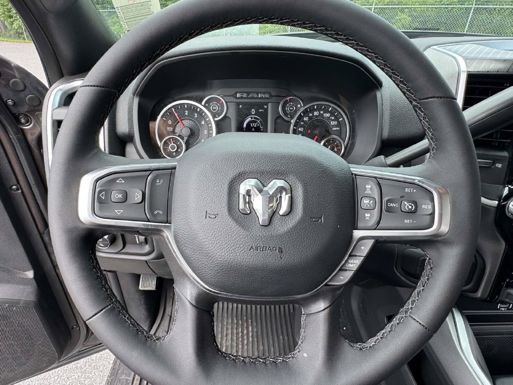 New 2026 RAM 2500 Big Horn AWD/4WD image 17