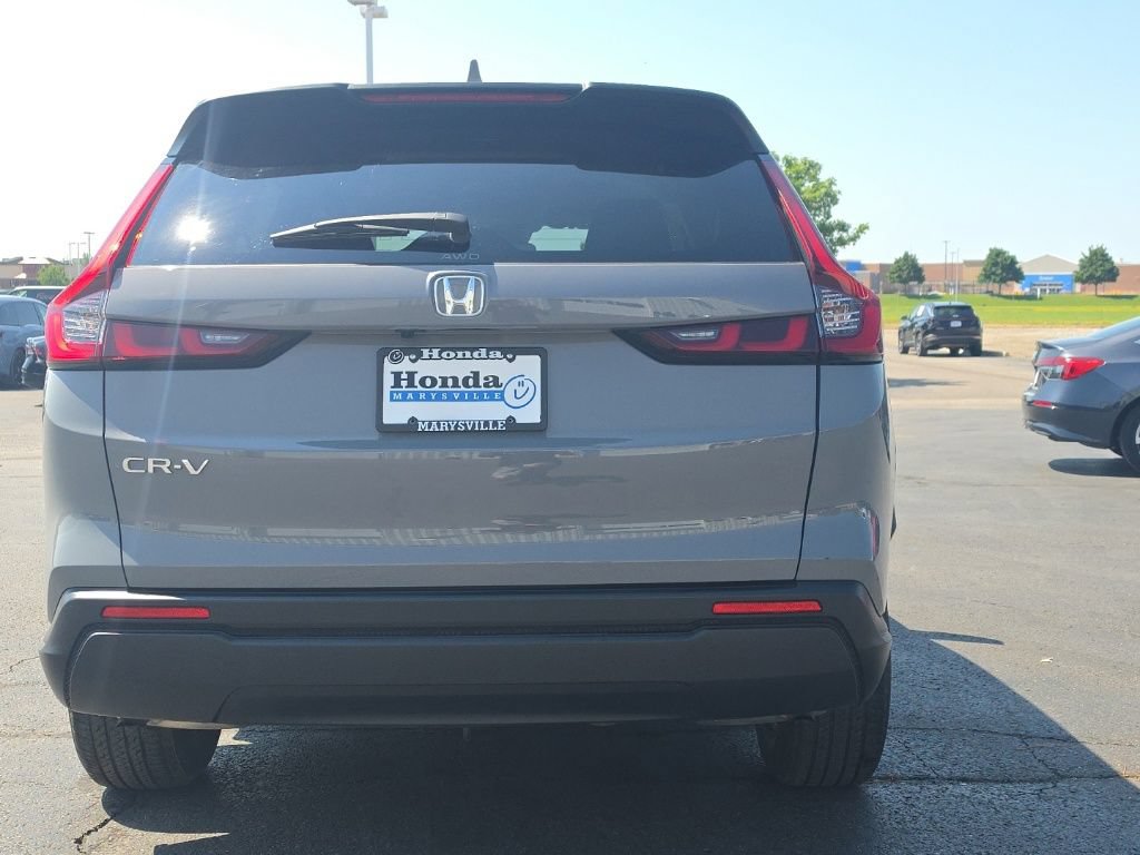 Used 2025 Honda CR-V LX image 6