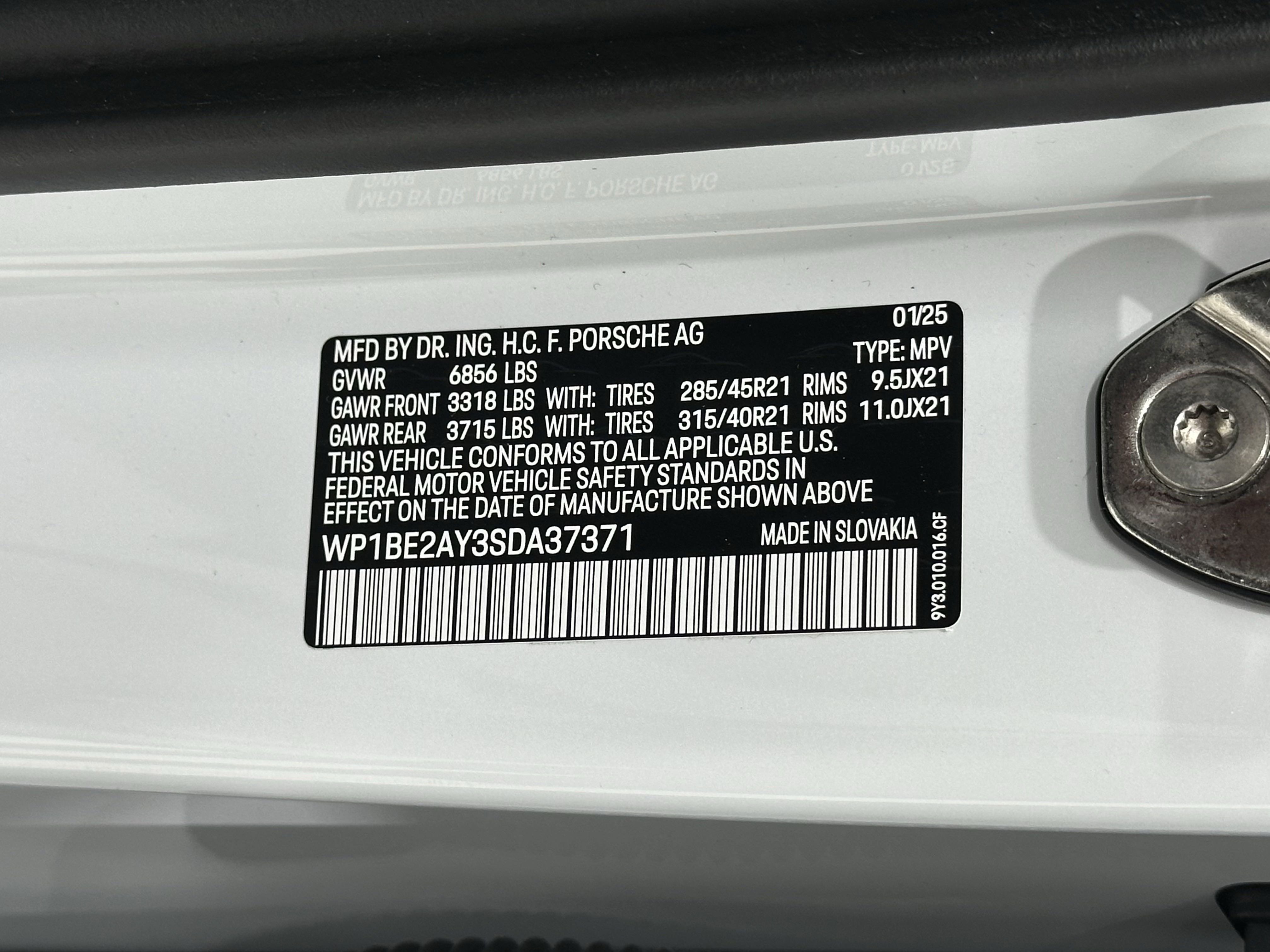 Certified 2025 Porsche Cayenne E-Hybrid image 58
