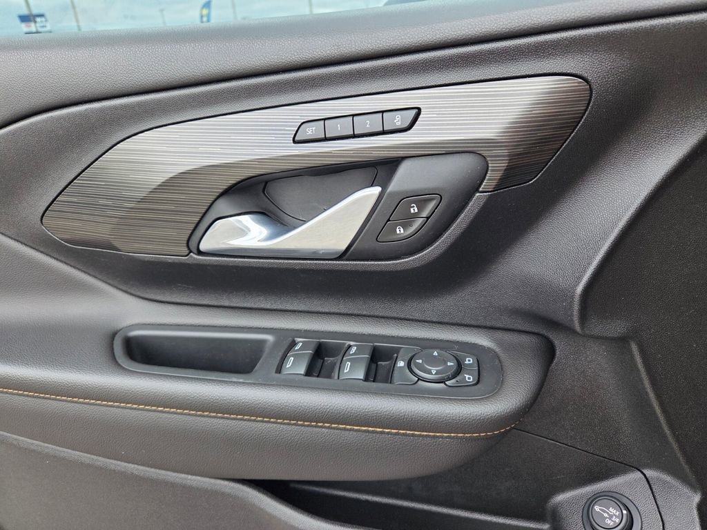 Certified 2021 GMC Terrain SLT w/ Elevation Edition image 23