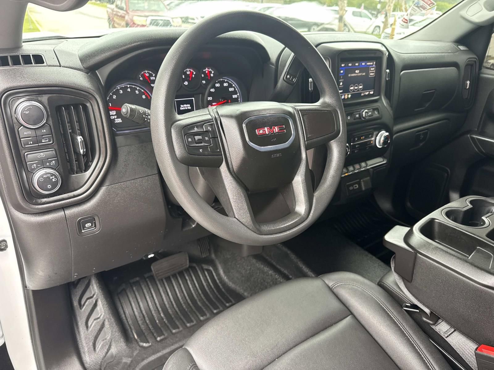 Used 2024 GMC Sierra 1500 Pro w/ Pro Value Package AWD/4WD image 17