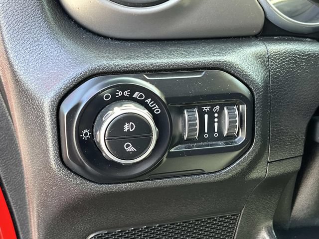 Used 2020 Jeep Gladiator Sport w/ Quick Order Package 24S AWD/4WD image 28