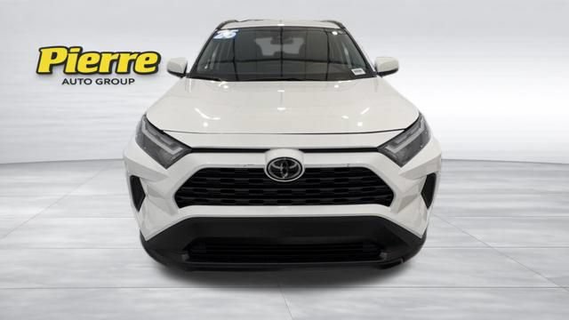 Used 2025 Toyota RAV4 XLE FWD image 8