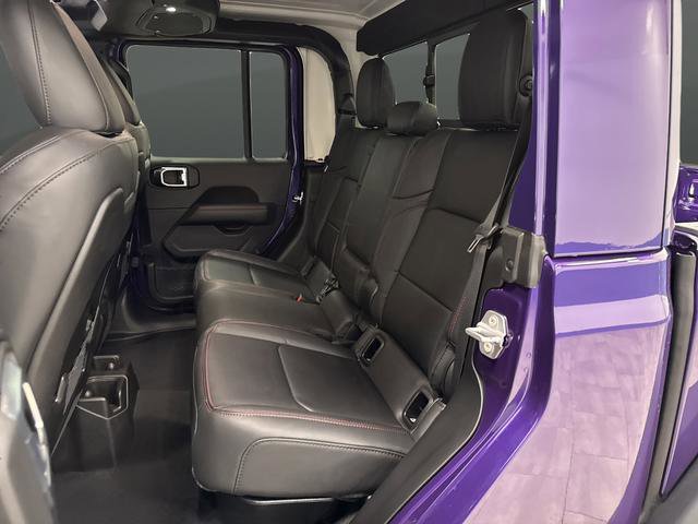 New 2026 Jeep Gladiator Rubicon w/ Technology Group image 30