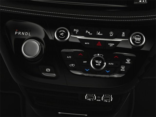 New 2025 Chrysler Pacifica Select image 24