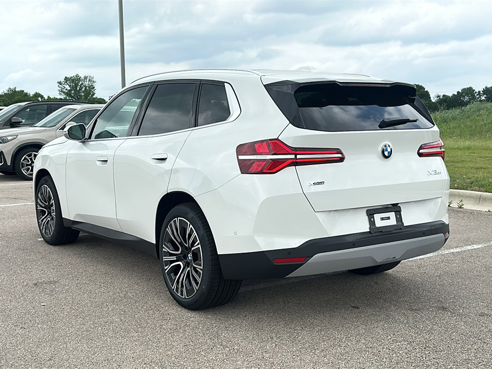 New 2026 BMW X3 xDrive30 w/ Premium Package AWD/4WD image 6