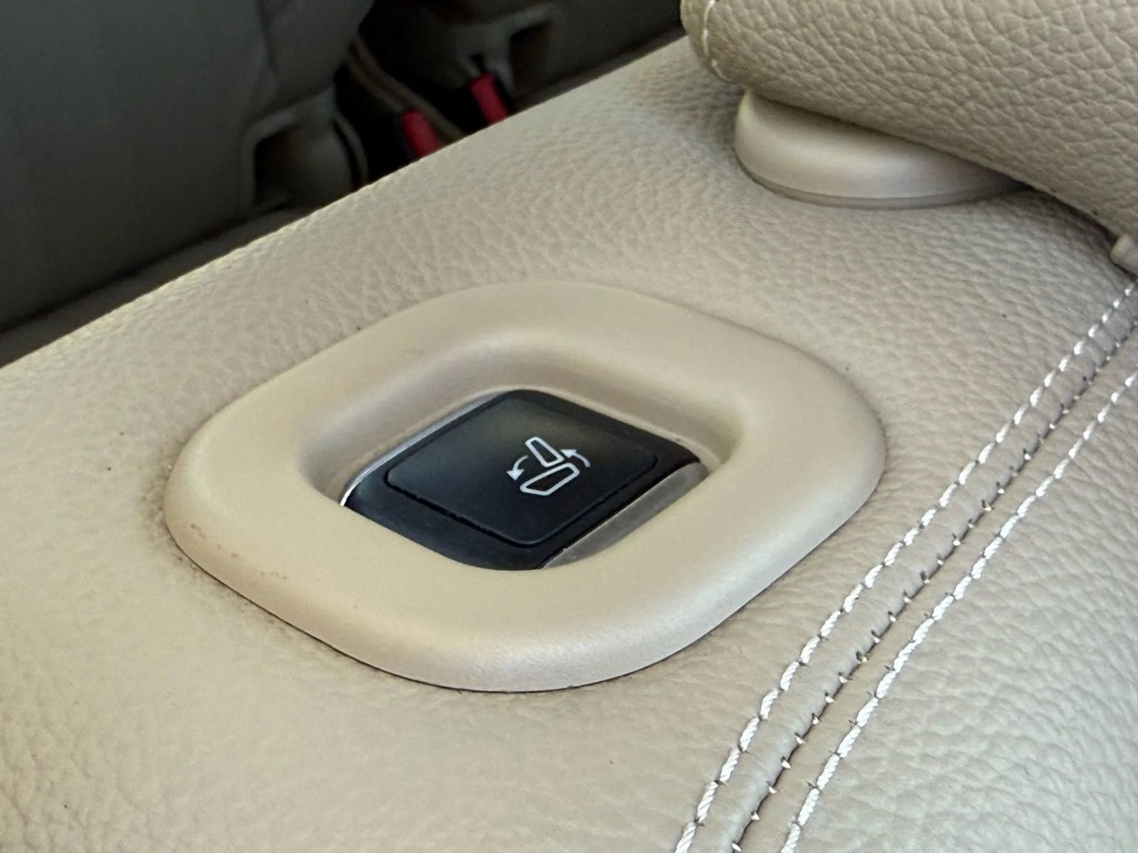 Used 2015 Mercedes-Benz GL 450 4MATIC image 45