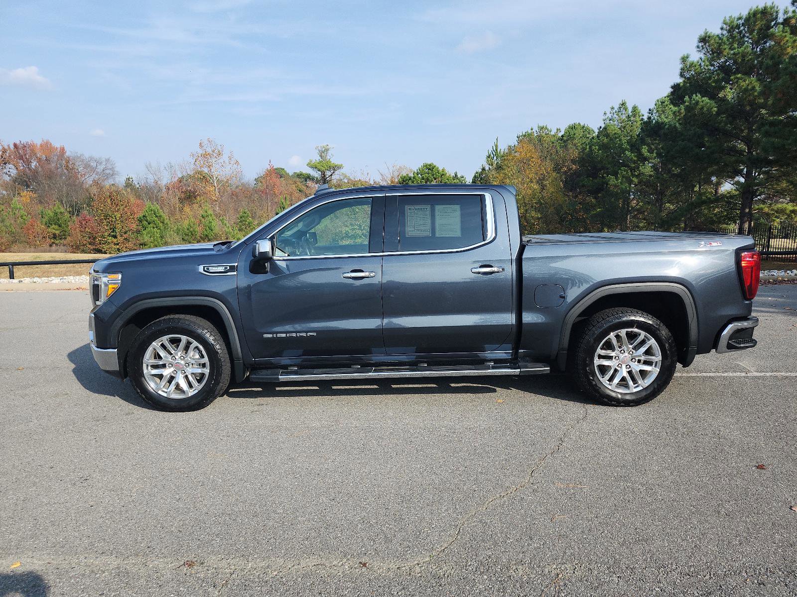 Used 2021 GMC Sierra 1500 SLT w/ SLT Premium Package image 2