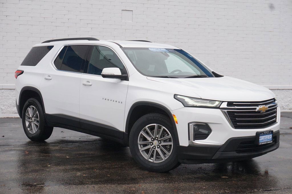 Certified 2023 Chevrolet Traverse LT w/ LPO, Floor Liner Package image 3