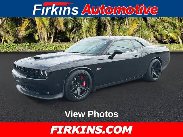 Used 2018 Dodge Challenger SRT w/ Technology Group RWD image 1