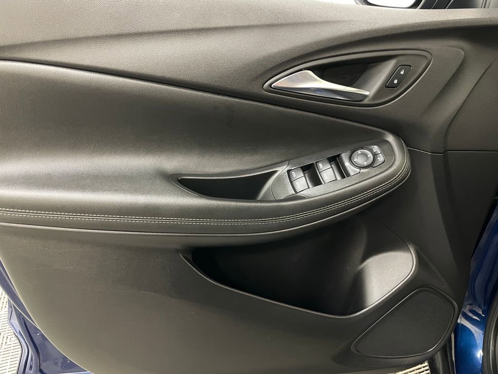 Certified 2023 Buick Encore GX Preferred w/ Cold Weather Comfort Package FWD image 21