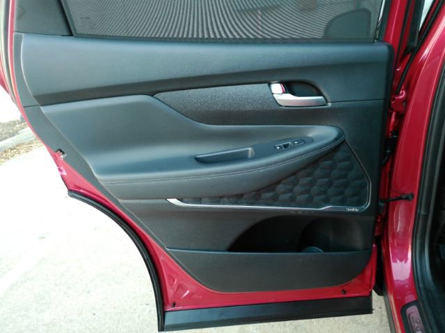 Used 2020 Hyundai Santa Fe Limited FWD image 19