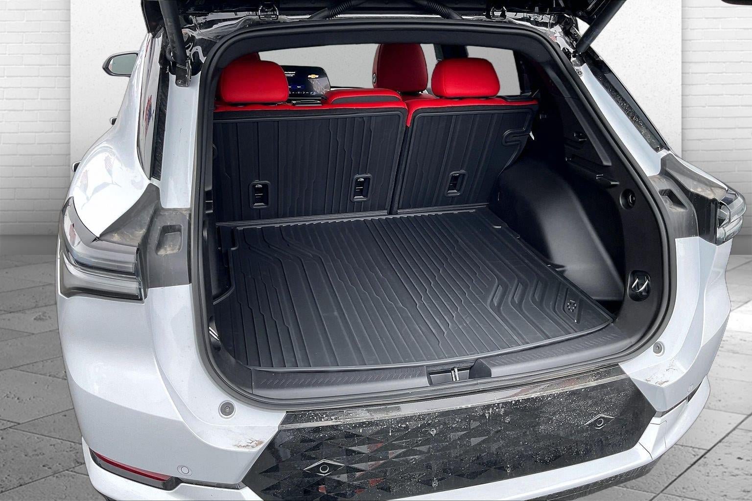 New 2026 Chevrolet Equinox EV RS w/ Convenience Package II AWD/4WD image 5