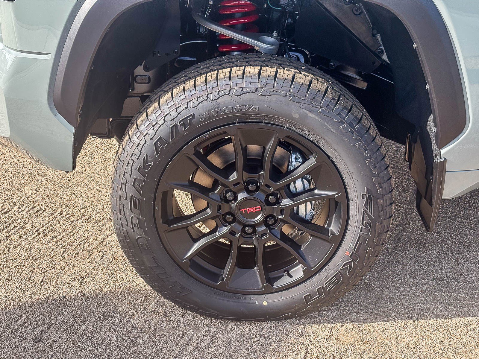 New 2026 Toyota Tundra Limited AWD/4WD image 11