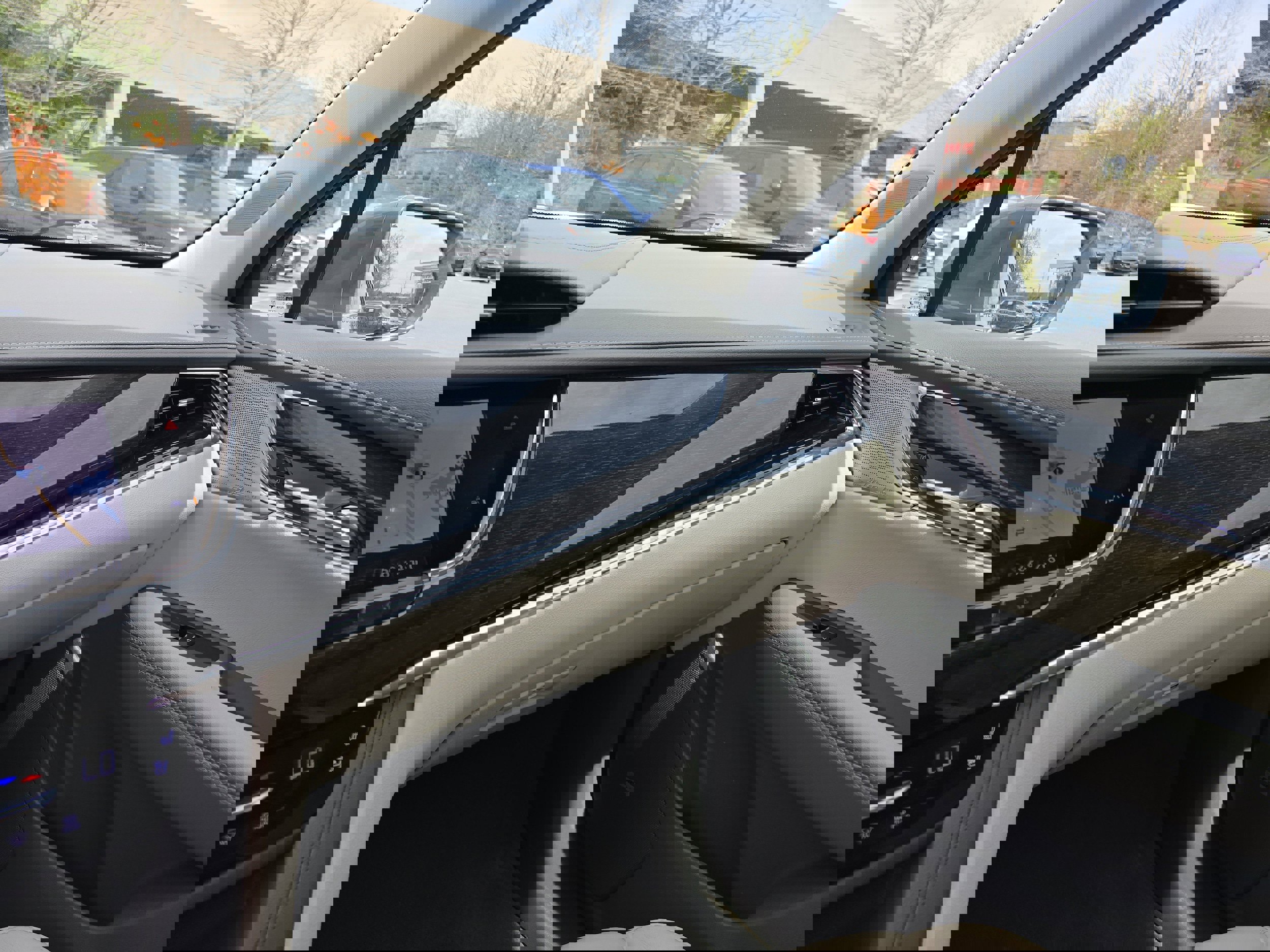 Used 2020 Cadillac XT6 Premium Luxury image 19