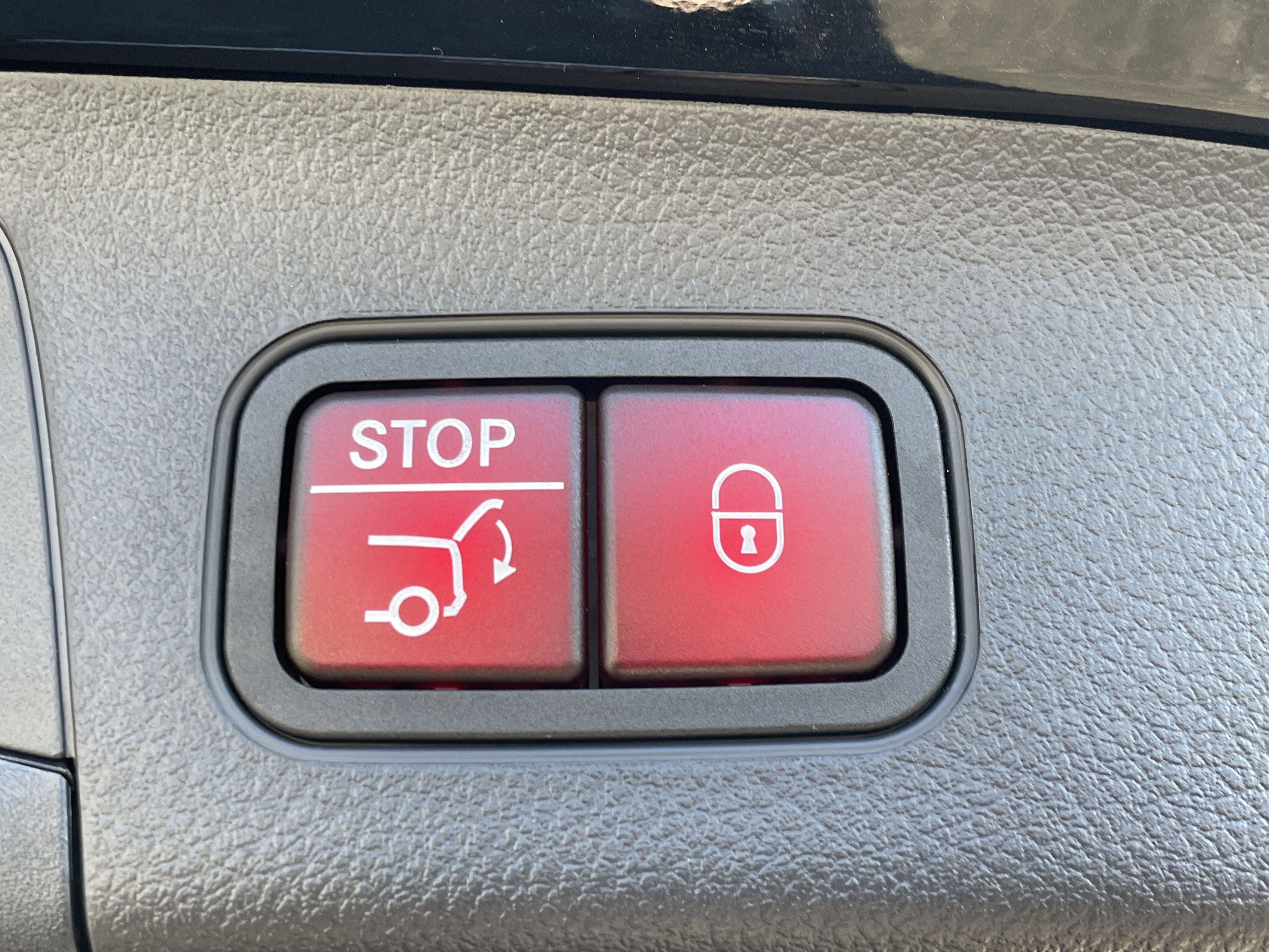 New 2026 Mercedes-Benz GLA 35 AMG 4MATIC image 10