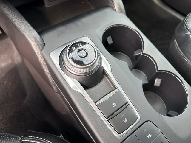 Used 2022 Ford Escape Titanium FWD image 21