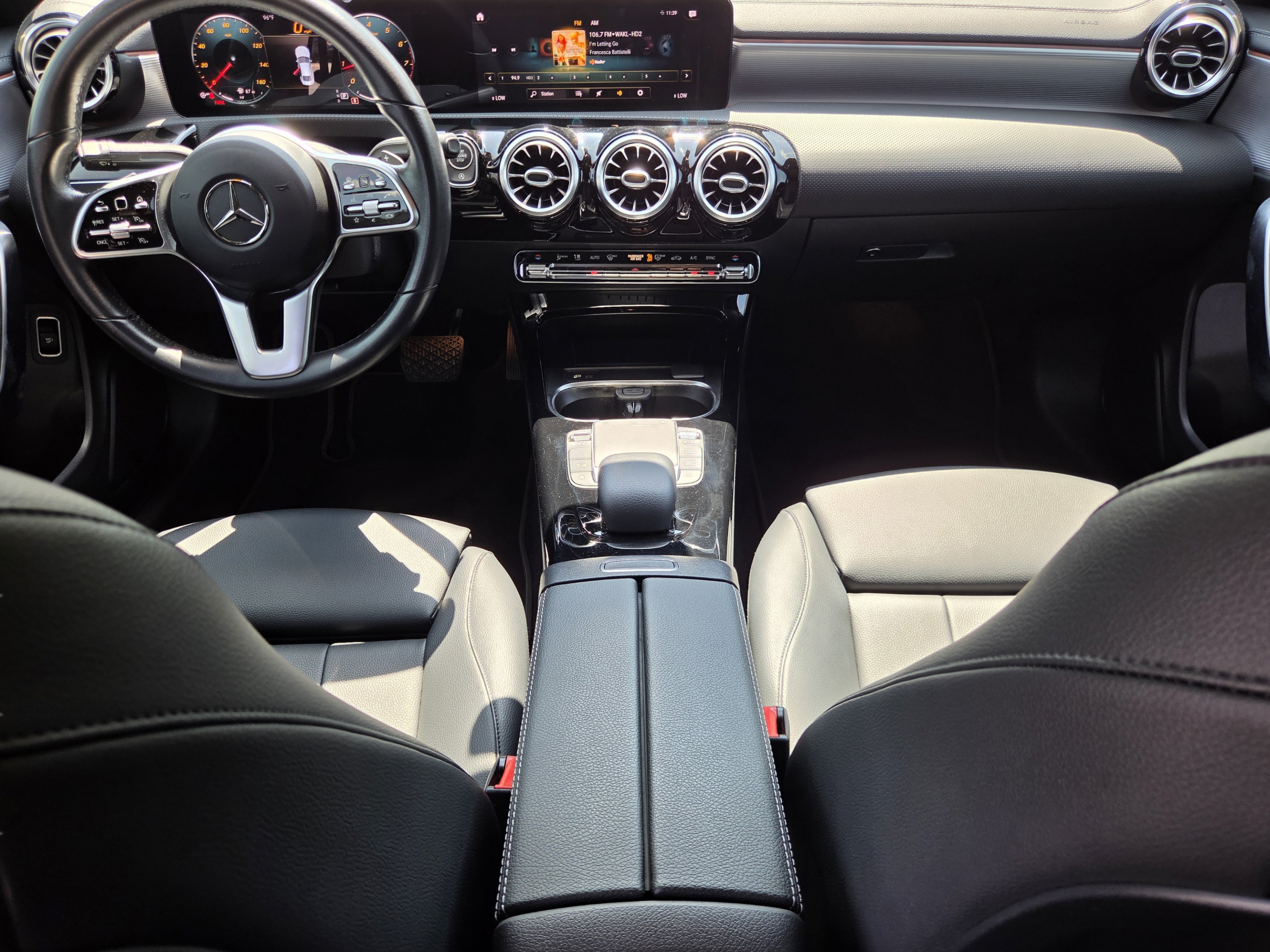 Used 2021 Mercedes-Benz CLA 250 image 15
