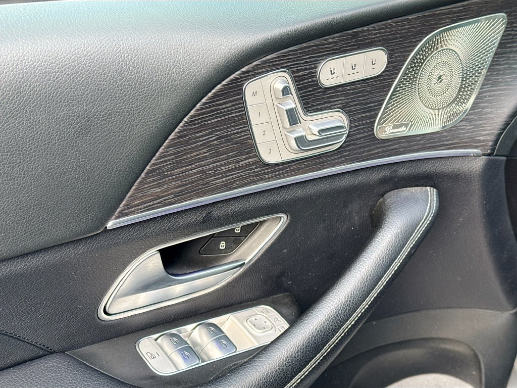 Used 2023 Mercedes-Benz GLS 450 4MATIC image 19