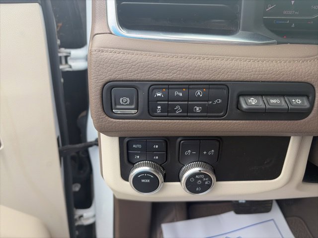 Used 2022 GMC Yukon Denali AWD/4WD image 19