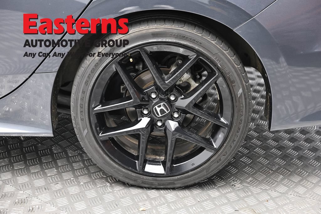 Used 2023 Honda Civic Sport image 29