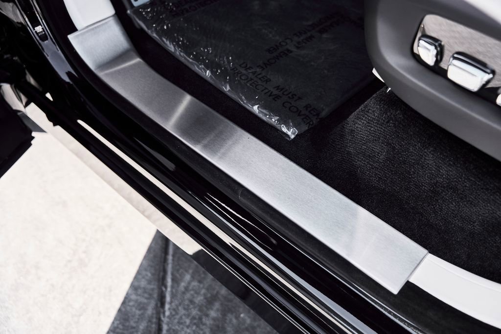 Used 2026 Rolls-Royce Cullinan image 40