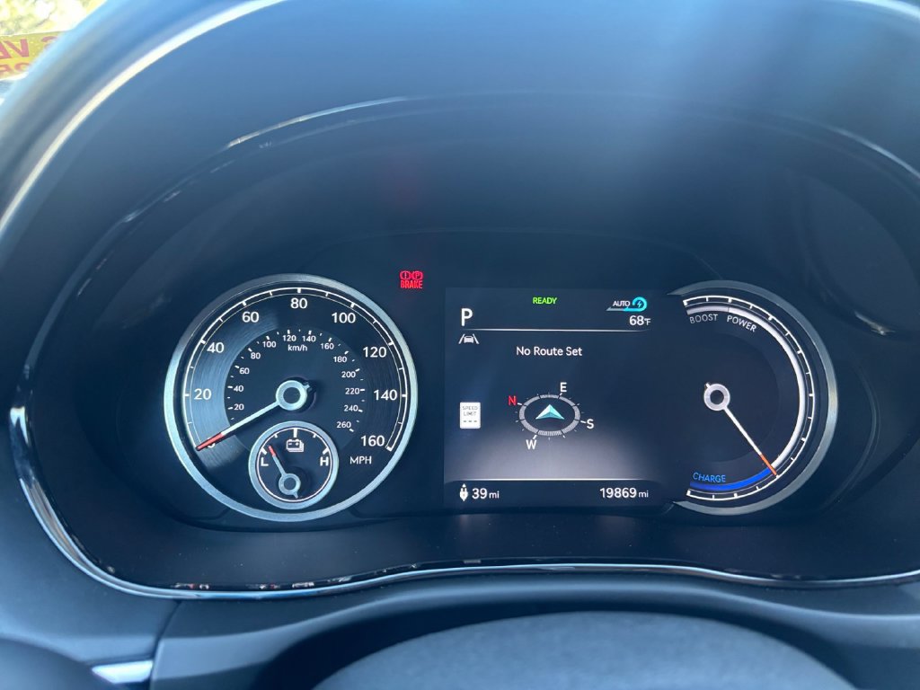Used 2025 Genesis Electrified GV70 AWD/4WD image 19