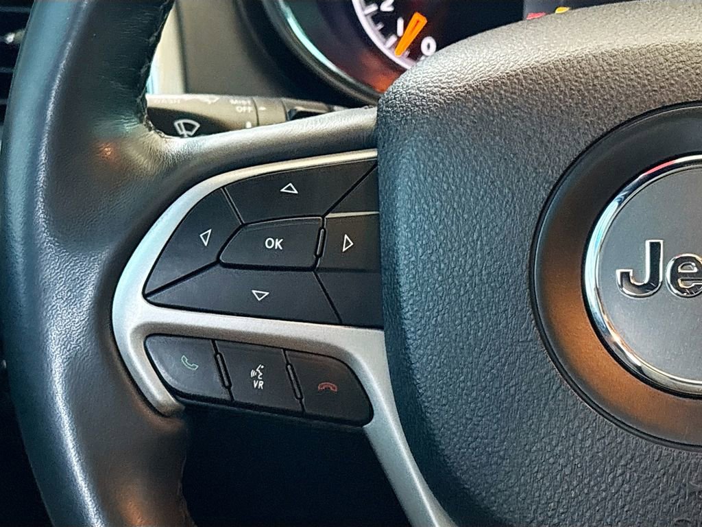 Used 2018 Jeep Grand Cherokee Limited RWD image 11