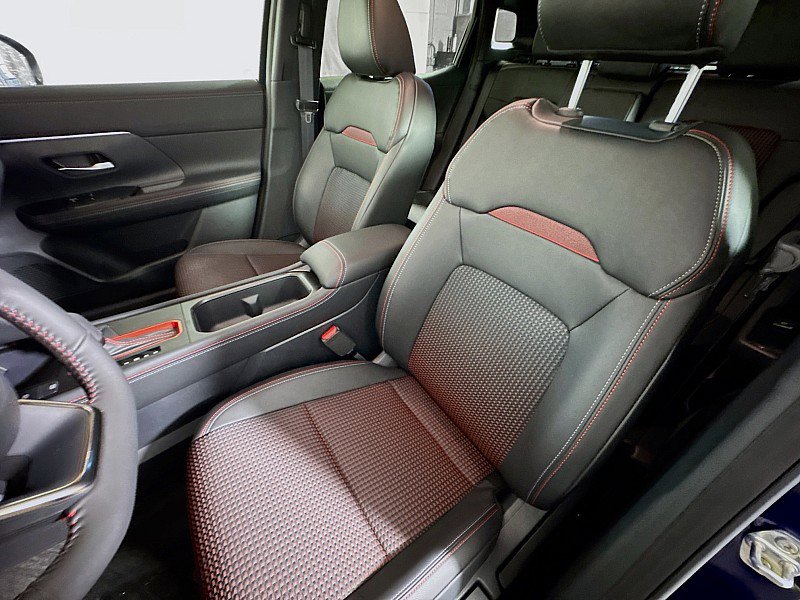 New 2026 Nissan Kicks SR w/ Cold Weather Package image 11