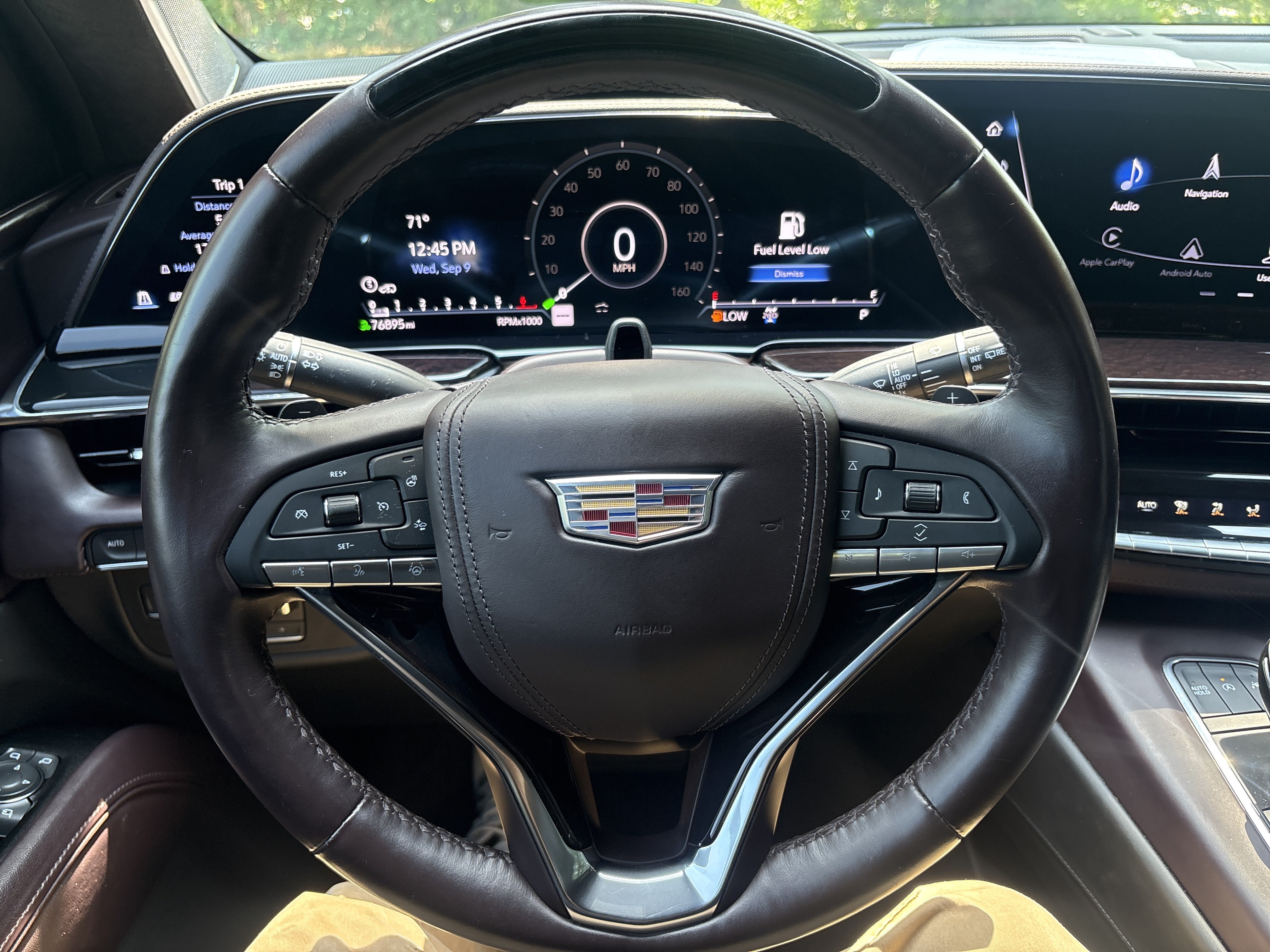 Used 2023 Cadillac Escalade Premium Luxury Platinum w/ LPO, Floor Liner Package AWD/4WD image 13