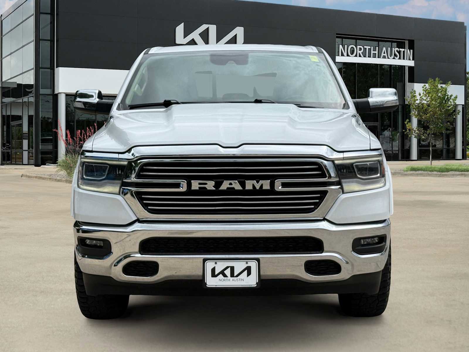 Used 2021 RAM 1500 Laramie AWD/4WD image 6