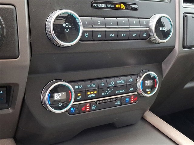 Used 2020 Ford Expedition Max XLT w/ Equipment Group 202A image 16