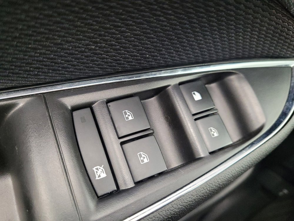 Used 2019 Chevrolet Cruze LT w/ Convenience Package image 27