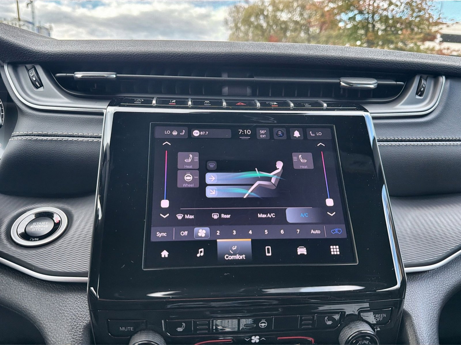 New 2025 Jeep Grand Cherokee Laredo image 20