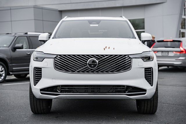 New 2026 Volvo XC90 B6 Ultra w/ Protection Package AWD/4WD image 2