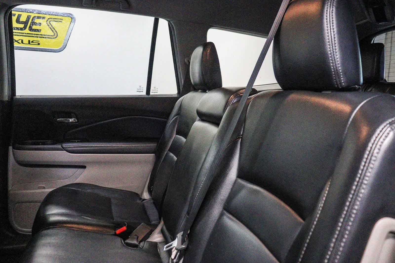 Used 2020 Honda Pilot LX image 18