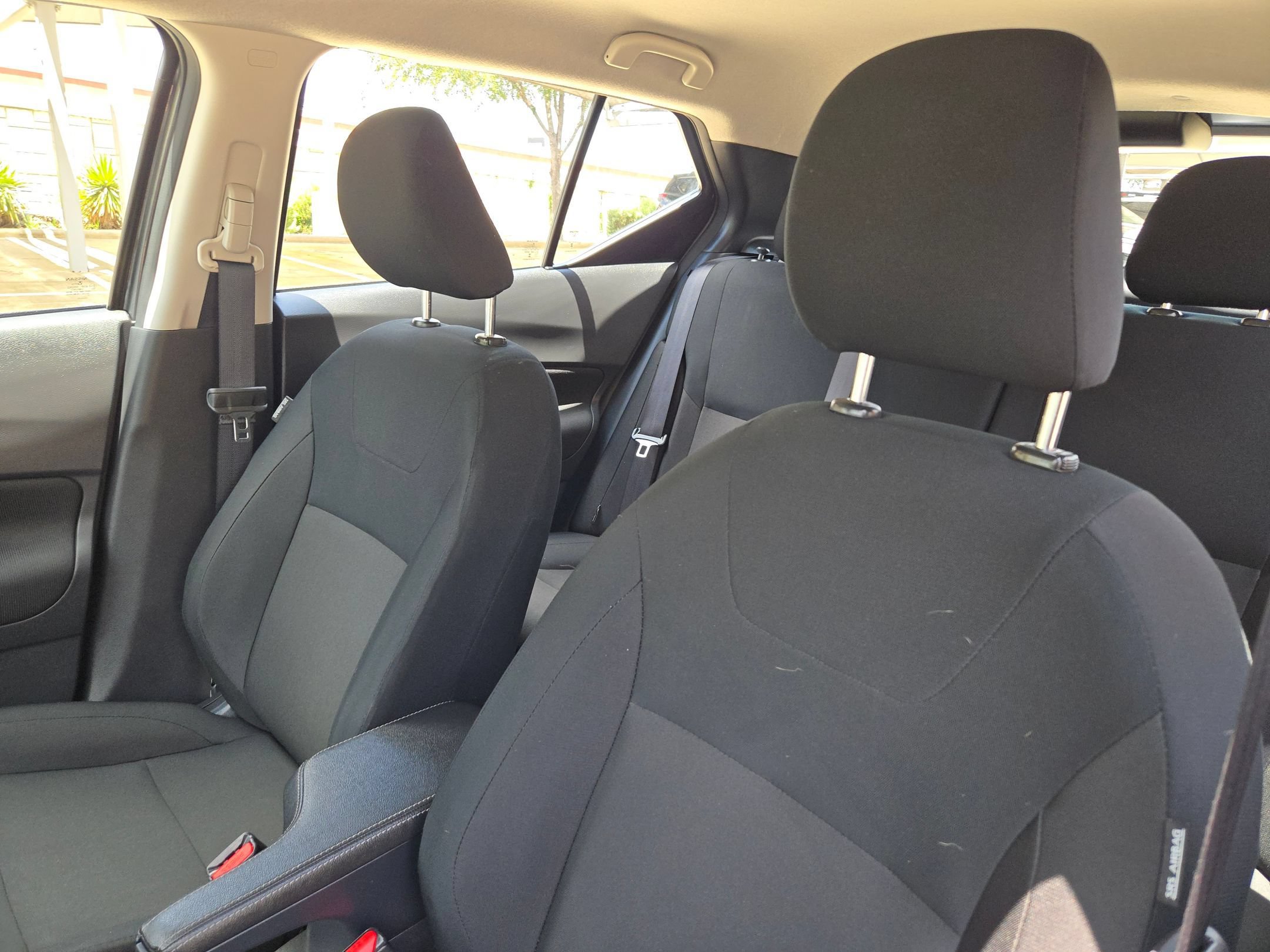 Certified 2025 Nissan Kicks Play S FWD image 9