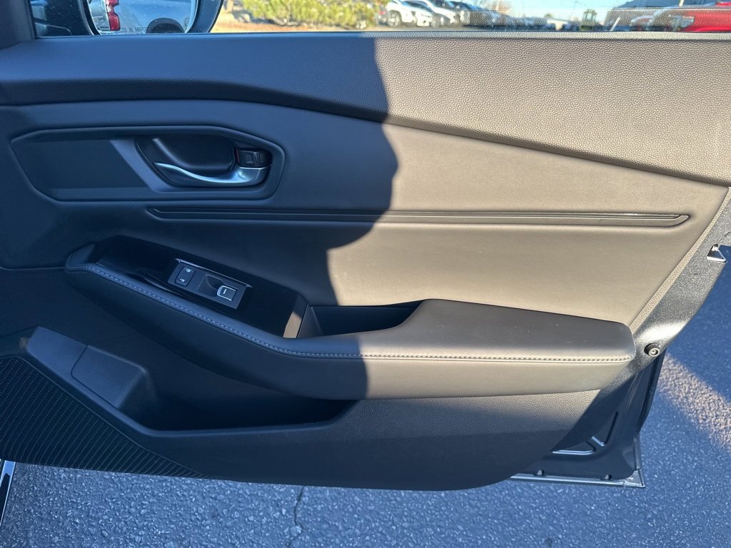 Used 2023 Honda Accord Touring image 29